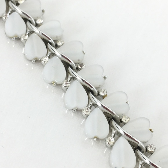 Vintage 1960 Signed Lisner Bracelet White Hearts Rhinestones Silver Tone Metal - Picture 8 of 14